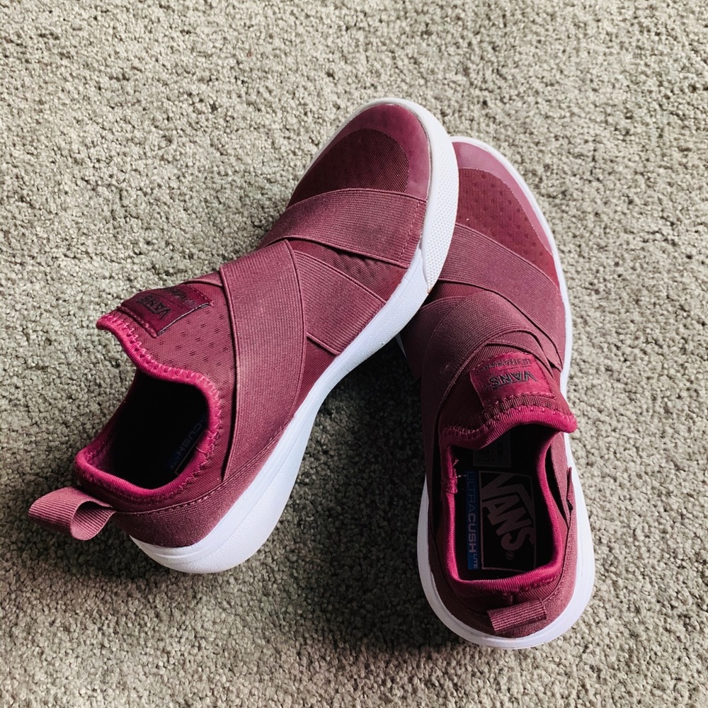 Vans Ultrarange shoes in maroon.
